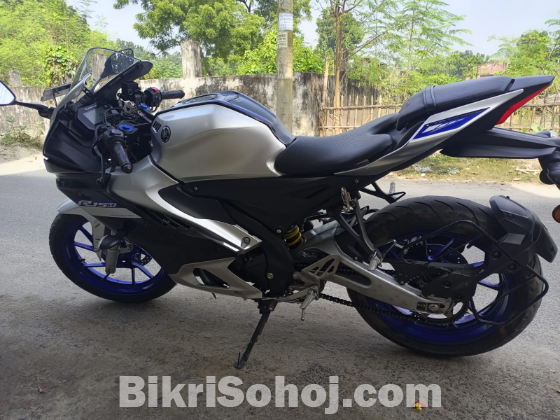 Yamaha  R15 M (155)